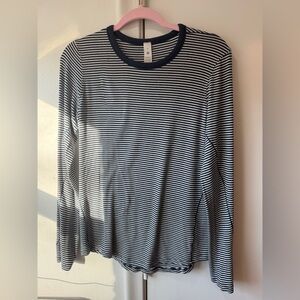 Lululemon long sleeve shirt